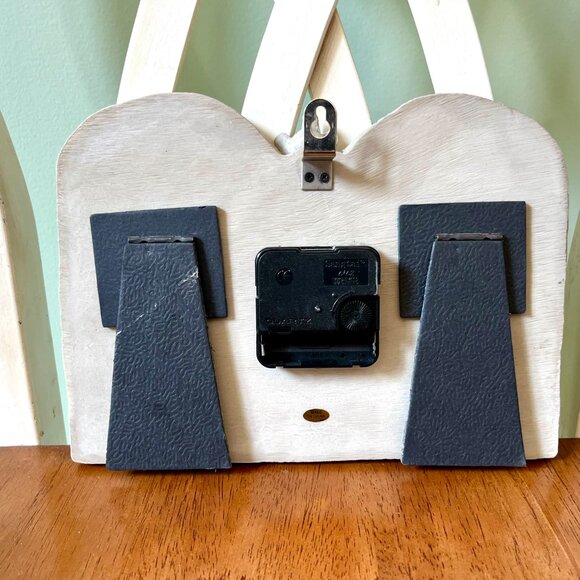 TEN COMANDMENTS JESUS FAUX STONE CLOCK WALL OR STANDING AA BATTERY REQUIRED - Picture 2 of 3